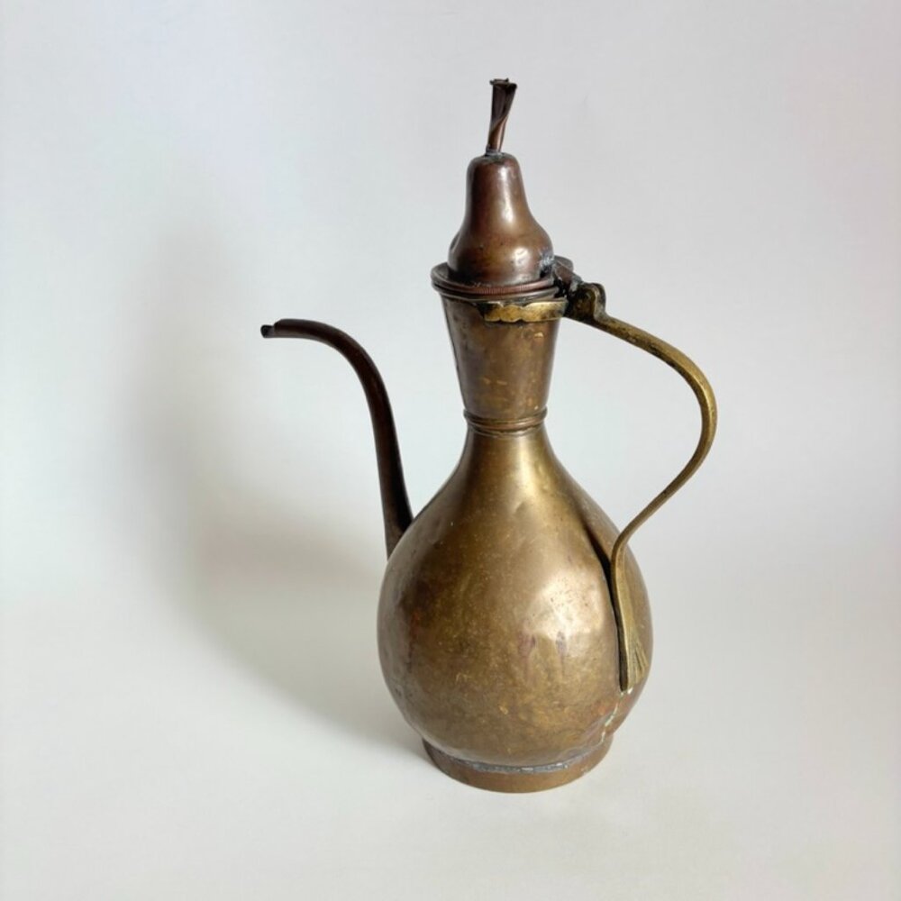 Vintage 19th Century Brass Ewer Pitcher - Middle Eastern Handcrafted Decor - Picture 6 of 9